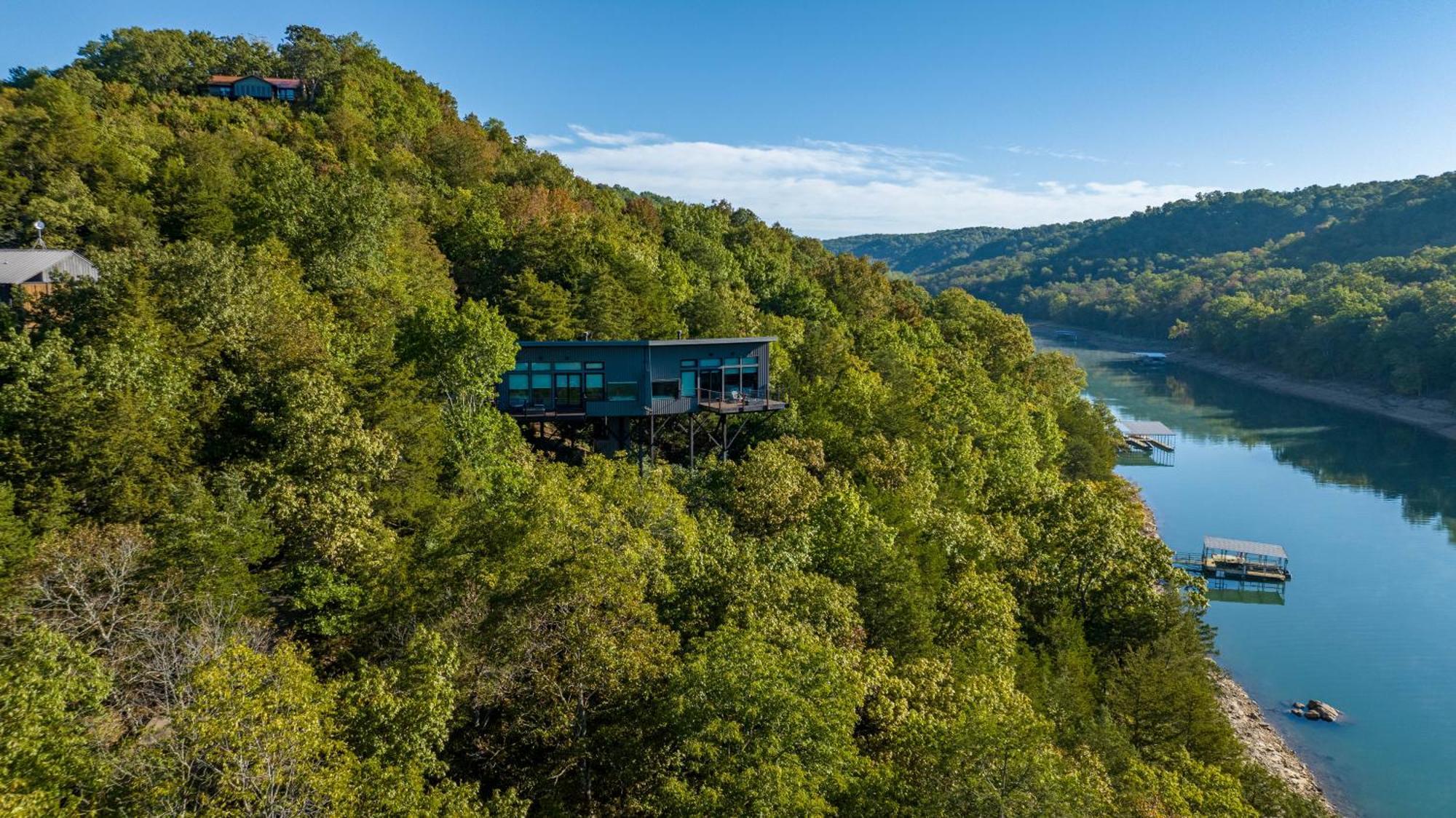 Beaver Lakefront Cabins - Couples Only Getaways Eureka Springs Exterior photo