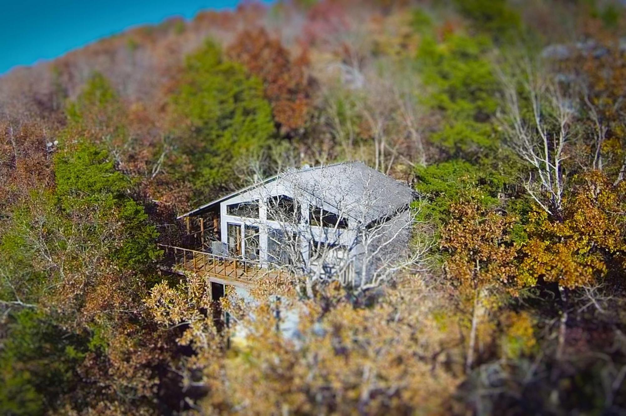 Beaver Lakefront Cabins - Couples Only Getaways Eureka Springs Exterior photo