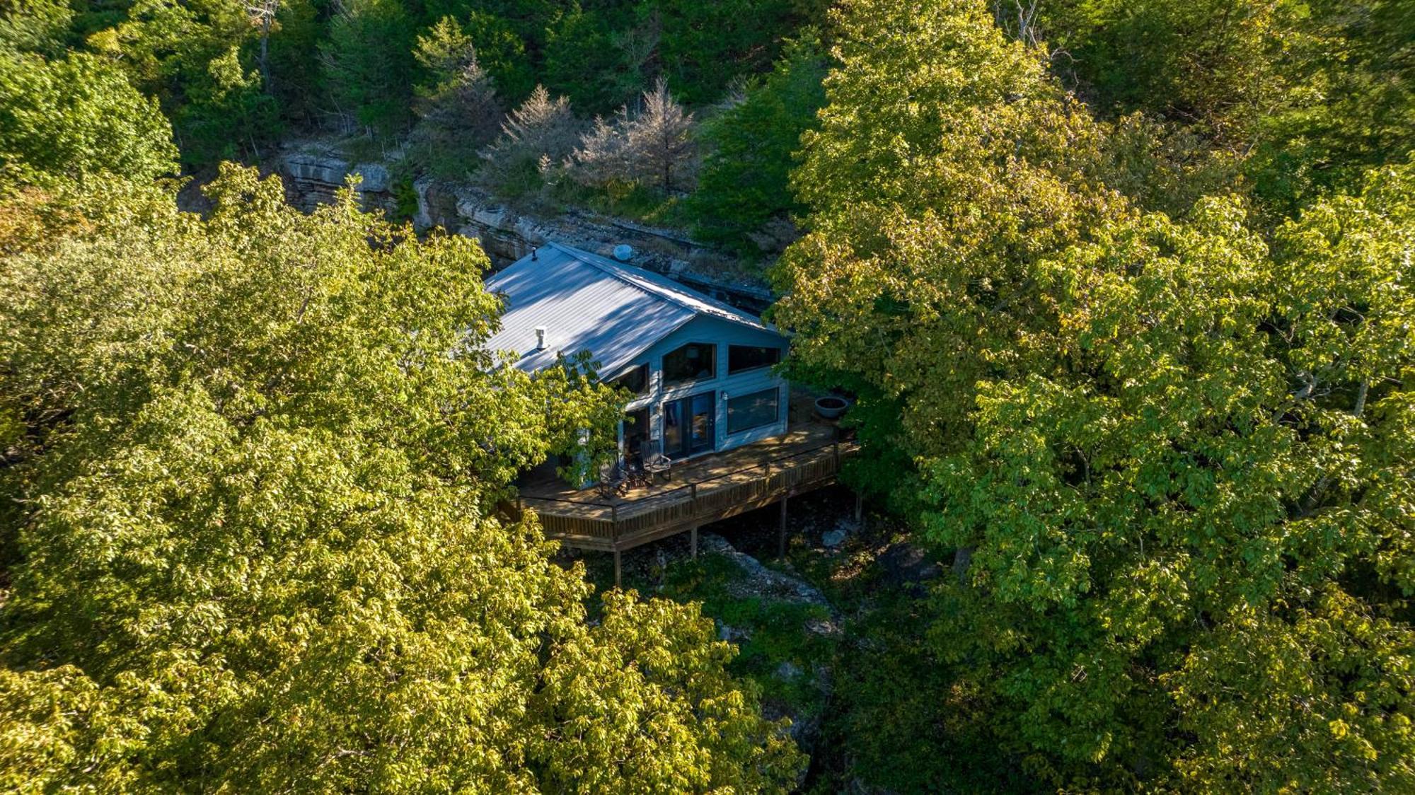 Beaver Lakefront Cabins - Couples Only Getaways Eureka Springs Exterior photo